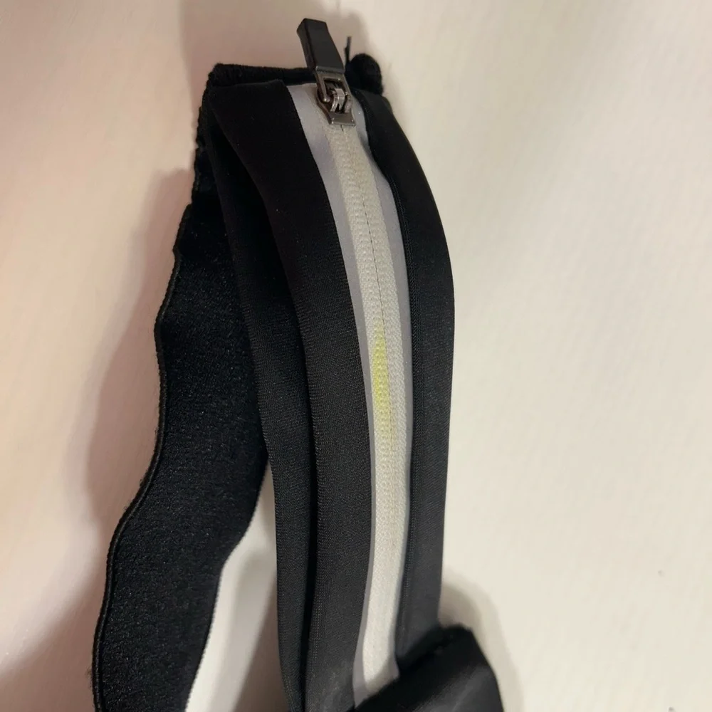 Obha Black Running Belt with Phone Holder